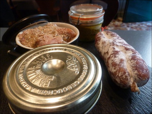 22_La_Poule_Au_Pot_Tapas_Charcuterie.JPG1