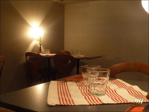 5_La_Poule_Au_Pot_Salle.JPG6