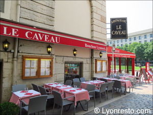 16_le_caveau.JPG2