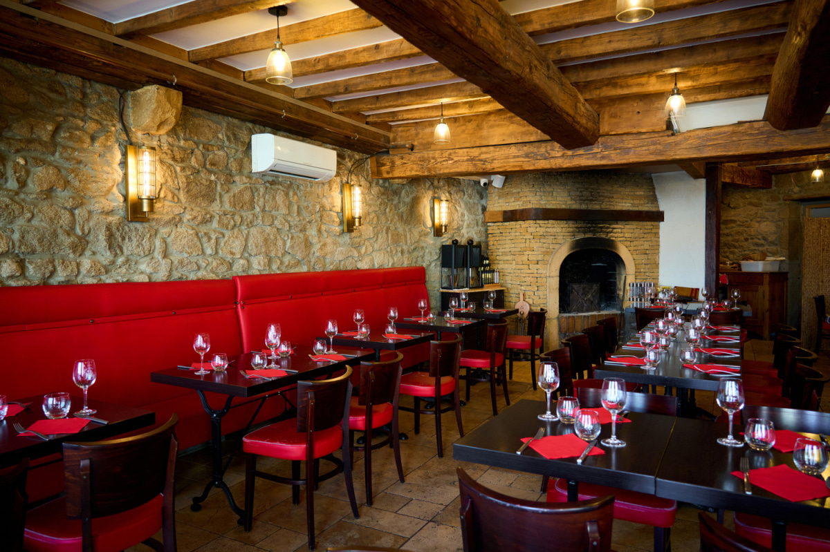 Le restaurant Aux Prisons à 69700 Montagny recommandé