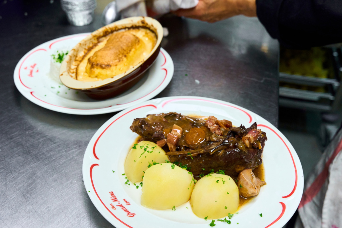 Un plat familial en sauce comme chez mamie - Elle à Table