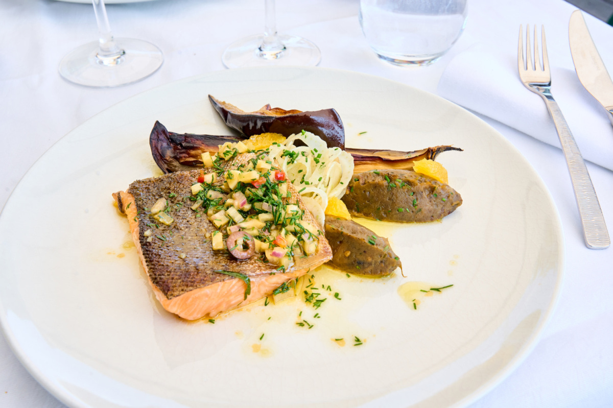 Le restaurant Cuisine a manger (L'Ermitage Hotel ) à 69450 Saint-Cyr-au-Mont-d'Or recommandé
