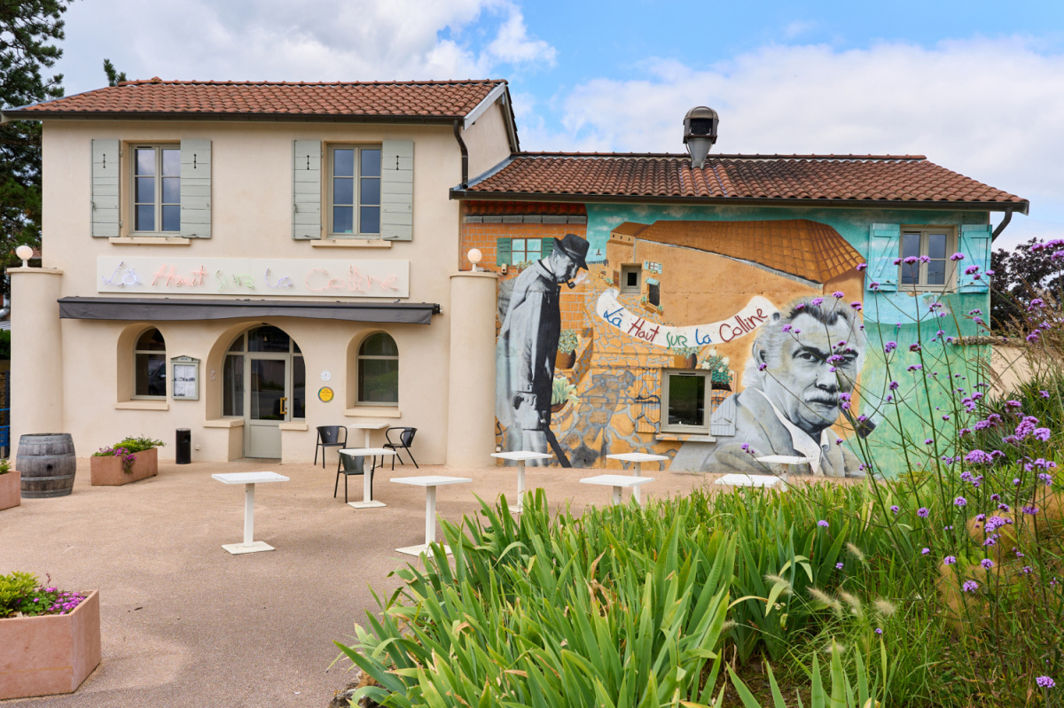 Le restaurant La haut sur la colline à 69450 Saint-Cyr-au-Mont-D'or recommandé