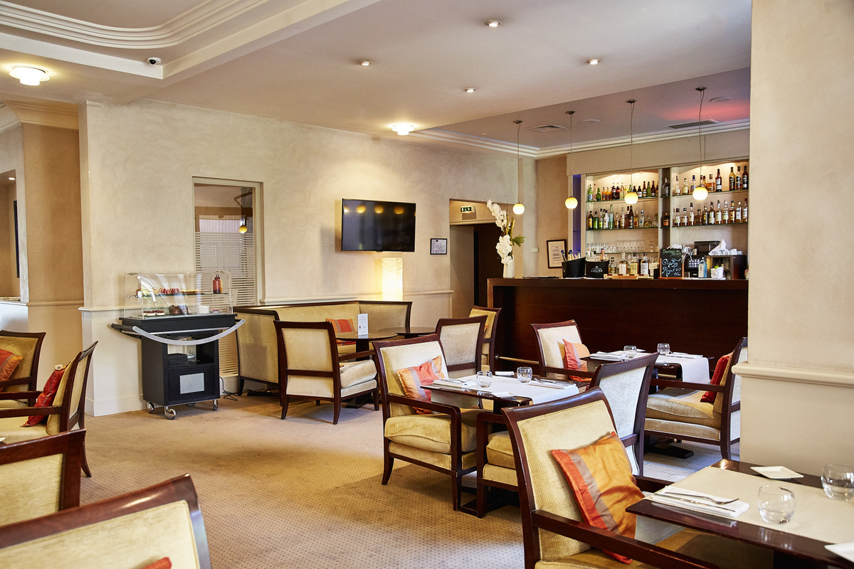 Le Lounge Warwick Reine Astrid restaurant Lyon Réserver, Horaires, Téléphone, Avis Lyonresto