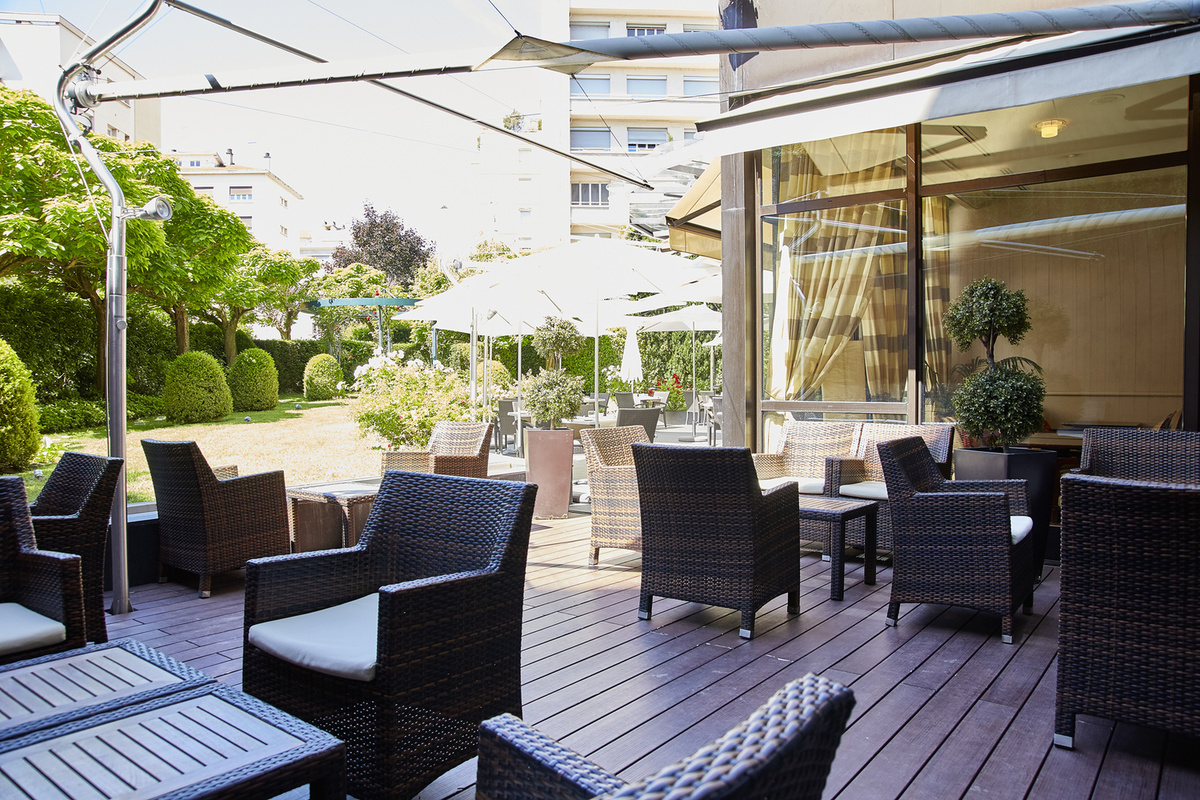 Le Lounge Warwick Reine Astrid restaurant Lyon Réserver, Horaires, Téléphone, Avis Lyonresto