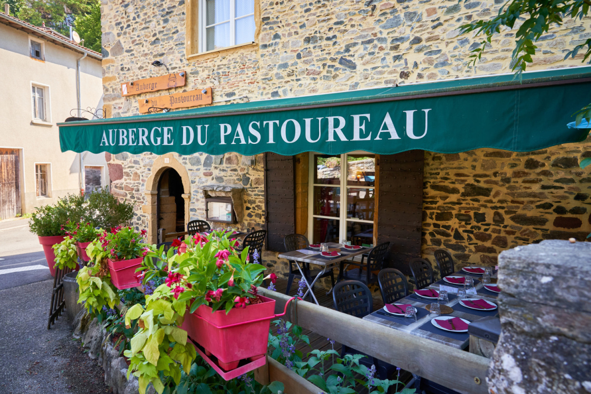 Le restaurant Le Pastoureau à 69690 Courzieu recommandé