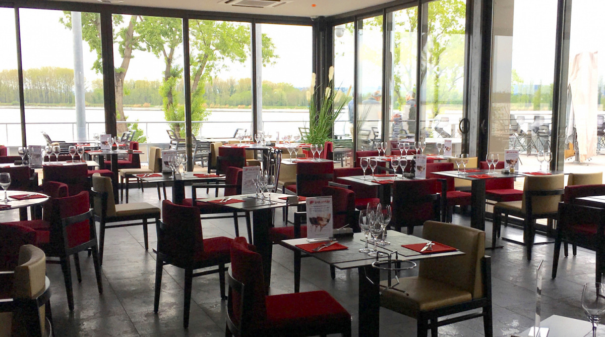 Les Voiles Du Grand Large Restaurant Meyzieu Horaires