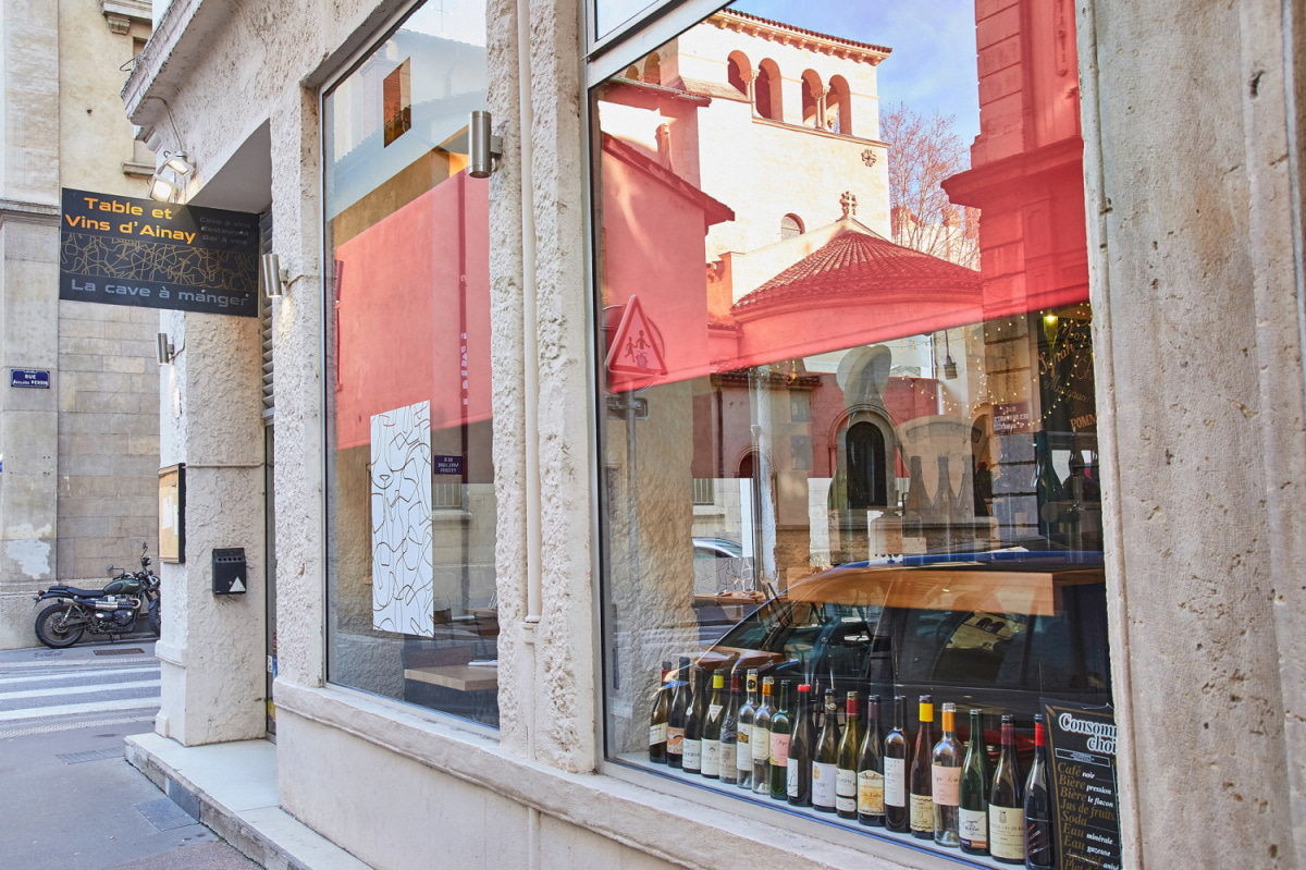 Table Et Vins D Ainay Restaurant Lyon Reserver Menu Video
